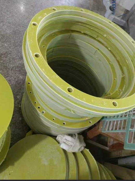 Insulation tube and coil stock